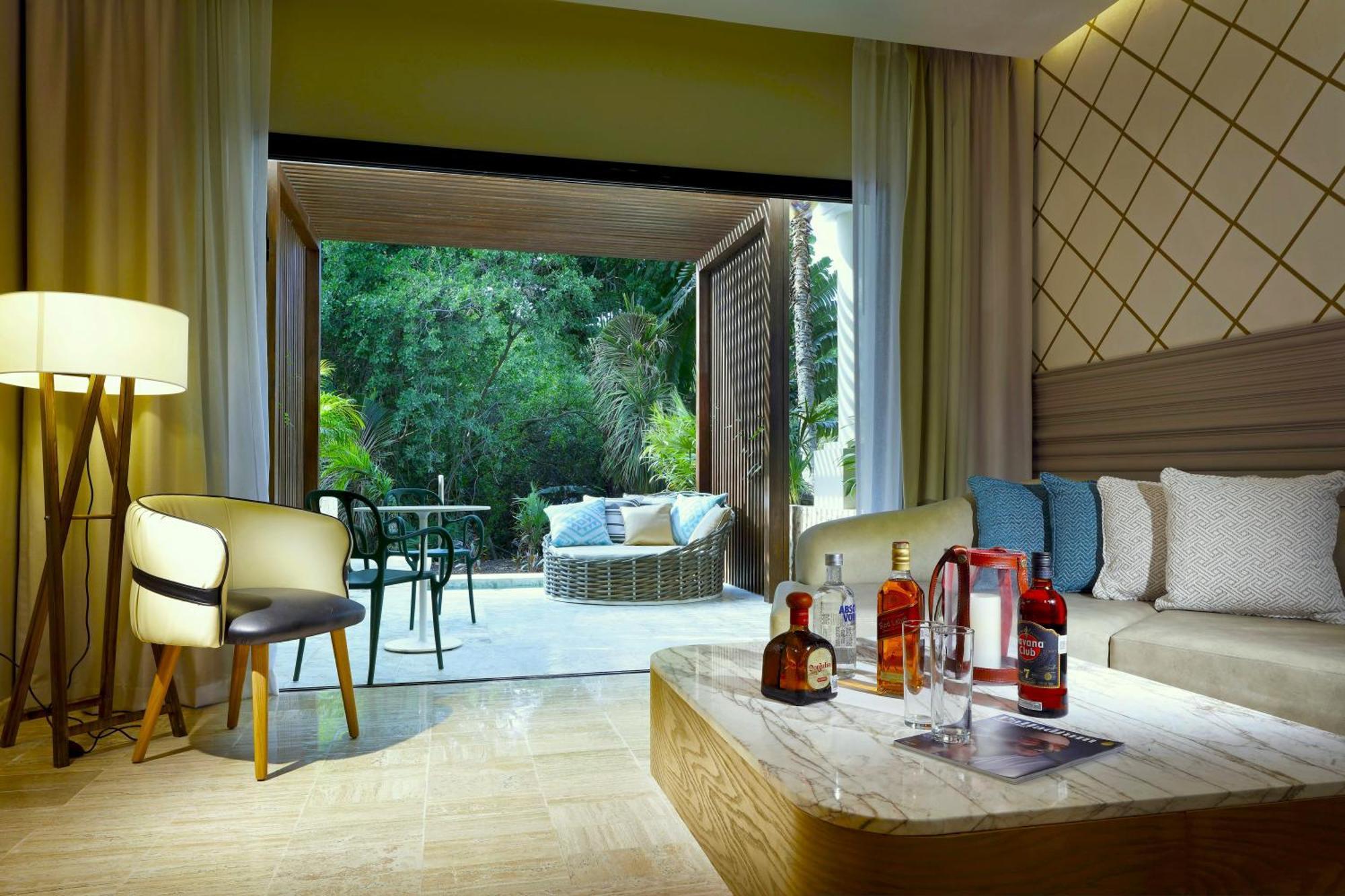 Junior Suite Private Pool Garden View